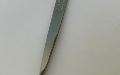 Gold Pointed Tweezer *Limited Edition
